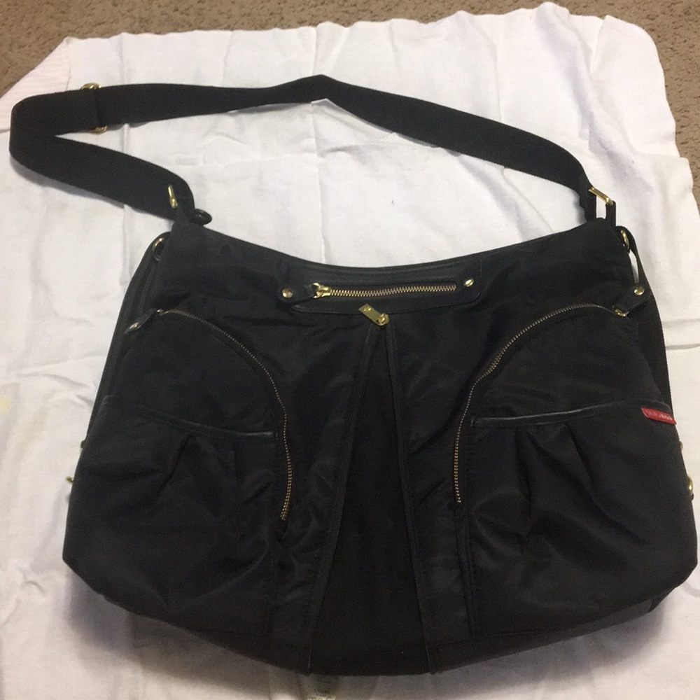 Skip Hop Versa Expandable Diaper Bag